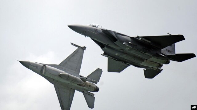 Entre los envíos figuraban componentes para aviones de combate F-16.

