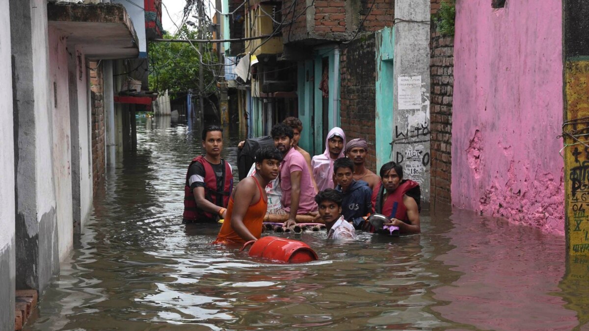 Retreating Monsoons In India Wreck Flood Havoc