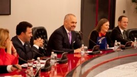 Qeveria miratoi plan-veprimi kundër korrupsionit