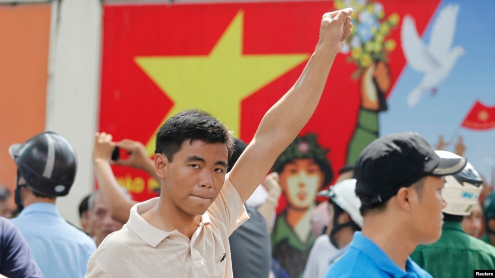Người đàn ông tại một cuộc biểu tình chống Trung Quốc ở thành phố Hồ Chí Minh, Việt Nam, ngày 18/5/2014. (Ảnh minh họa)
