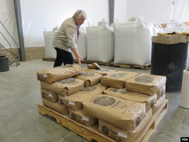 The Teff Company co-founder Elisabeth Carlson in the flour mill in Nampa. (Credit: Tom Banse)