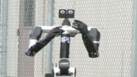 Robot me tipare njeriu