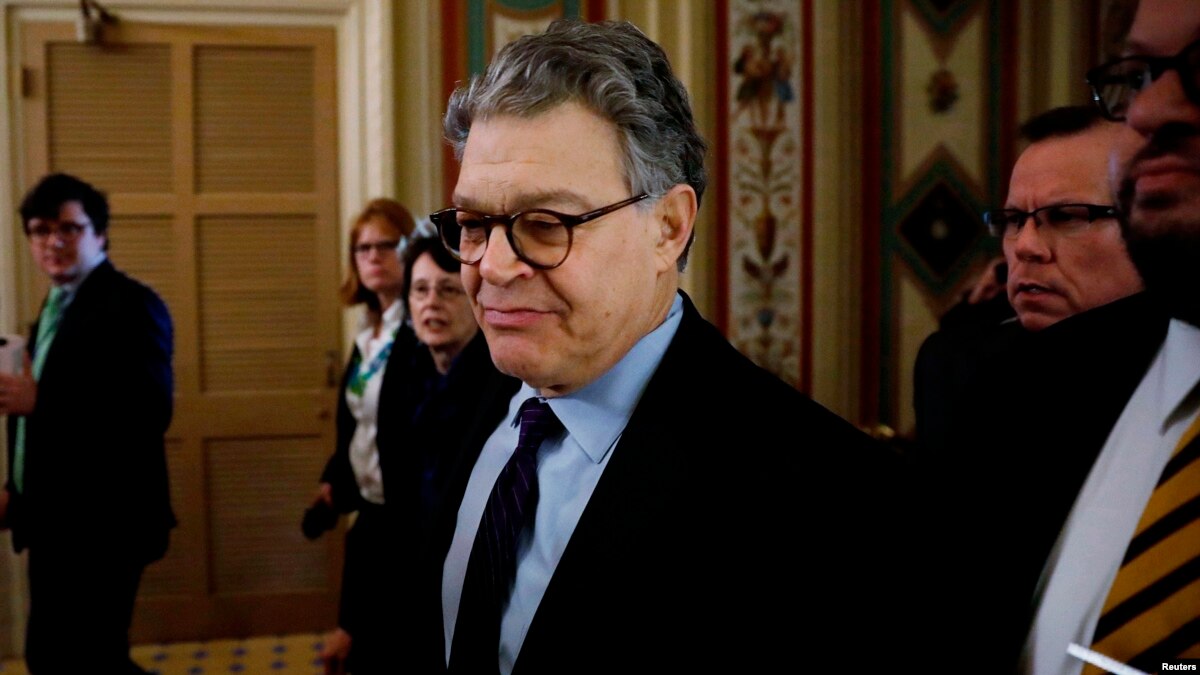 Franken renuncia al Senado en medio de acusaciones de acoso sexual