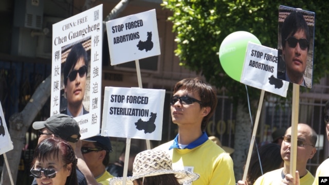 A rally in California supporting Chinese dissident Chen Guangcheng.
