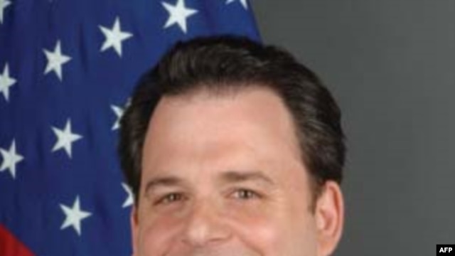 Trợ lý Ngoại trưởng Mỹ Andrew J. Shapiro