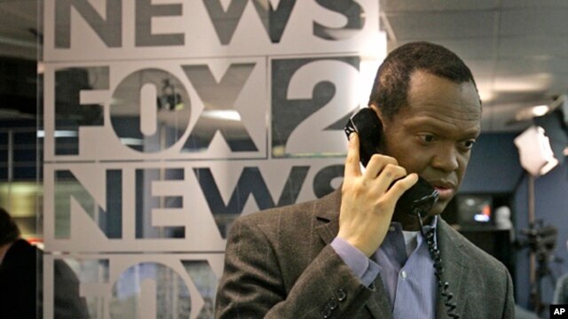FILE - Detroit anchor and reporter Lee Thomas suffers from vitiligo.