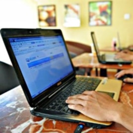 Internetni cheklash yoshlarni internetga yanada qiziqtirmoqda