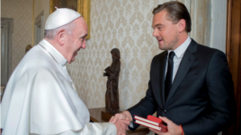 Leonardo DiCaprio takohet me Papën