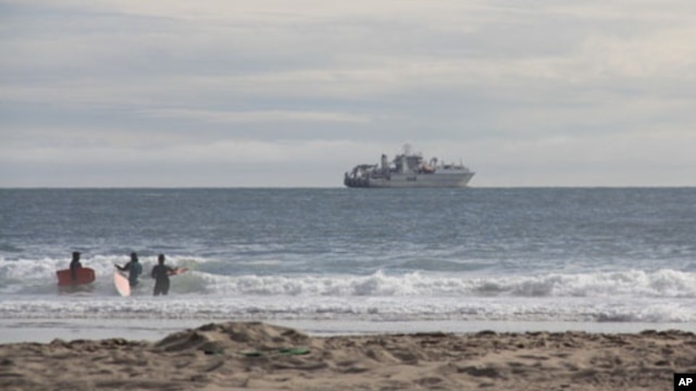 The commercial cable-laying ship, Dependable, installs backbone cables off the Oregon coast for the regional ocean observatory.