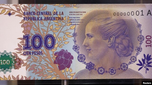 El gobierno argentino viene haciendo cada vez más difícil el acceso a la moneda americana