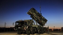 Patriot surface-to-air missile battery on a training ground in Fort Bliss near El Paso, Texas, Feb. 15, 2012 (file photo).