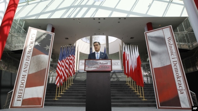 Republican presidential candidate and former Massachusetts Gov. Mitt Romney speaks at the University of Warsaw Library in Warsaw, Poland, July 31, 2012.