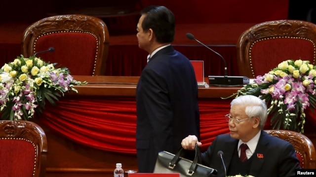 Thủ tướng Nguyễn Tấn Dũng 'xin rút'. Ông Trọng 'ở lại'.