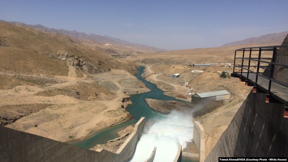 کار ساختمان بند سلما در سال ۱۹۷۶ آغاز شده بود.