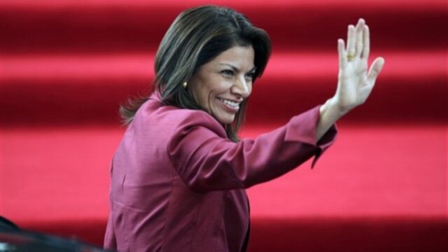 El decreto que sacó a la ministra fue sancionado por la propia presidenta de Costa Rica, Laura Chinchilla.