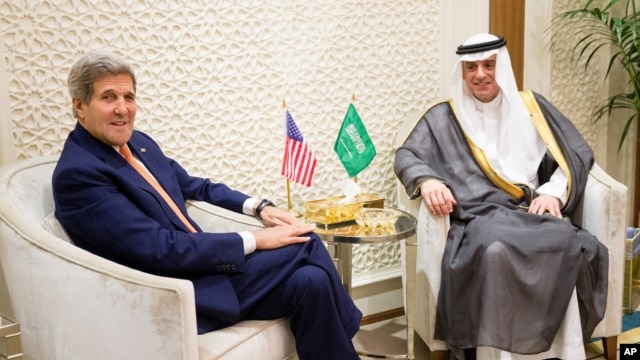 U.S. Secretary of State John Kerry, left, meets with Saudi foreign minister Adel al-Jubeir, right, at the Saudi Ministry of Foreign Affairs, in Riyadh, Saudi Arabia, May 7, 2015.