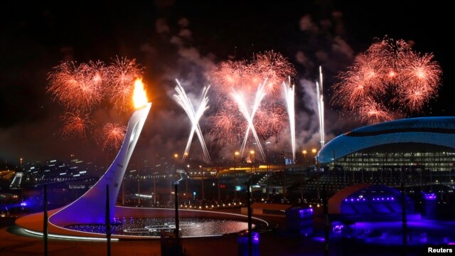 Pháo hoa được bắn với hình ảnh tượng trưng số 22 theo ký hiệu La Mã tại lễ khai mạc Thế vận hội mùa đông Sochi 2014