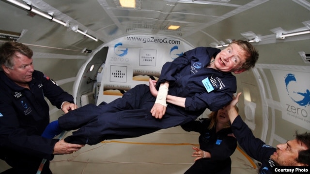 Stephen Hawking, almost totally paralyzed since 1970 by ALS, enjoys a few moments of weightlessness during a flight aboard Zero Gravity Corp.’s modified Boeing 727. (Jim Campbell, Aero-News Network)