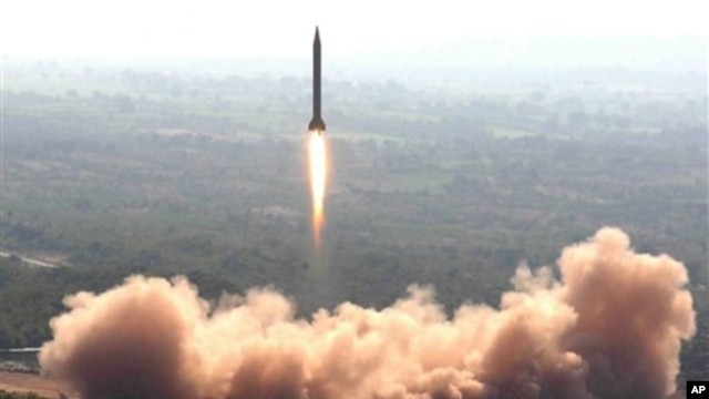 Quân đội Pakistan nói rằng phi đạn đạn đạo tầm trung Hatf V(Ghauri) được phóng đi hôm nay từ một địa điểm không được tiết lộ