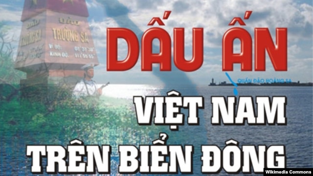 Bìa cuốn sách 'Dấu Ấn Việt Nam Trên Biển Ðông' 