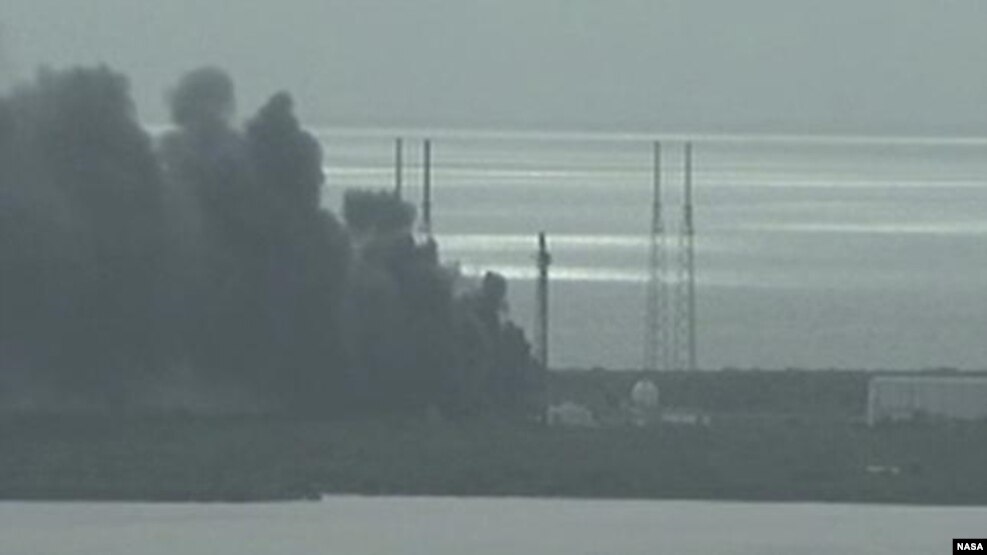 Shpërthime në platformën e SpaceX