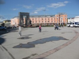 俄罗斯雅库特共和国首府雅库茨克市中心。(美国之音白桦 拍摄)