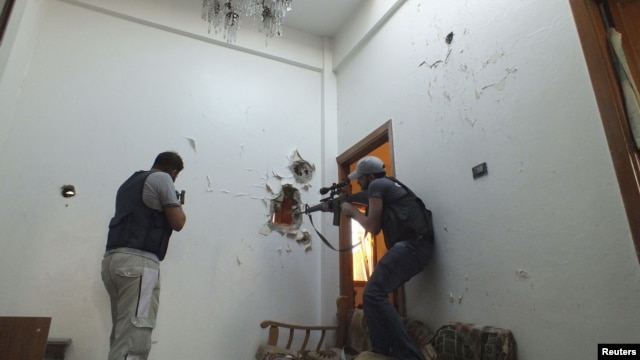 La visita de los observadores de la ONU al poblado de Tremse, en Siria, confirmó que las tropas del régimen habían ejercido la violencia contra desertores del ejército y activistas rebeldes. 