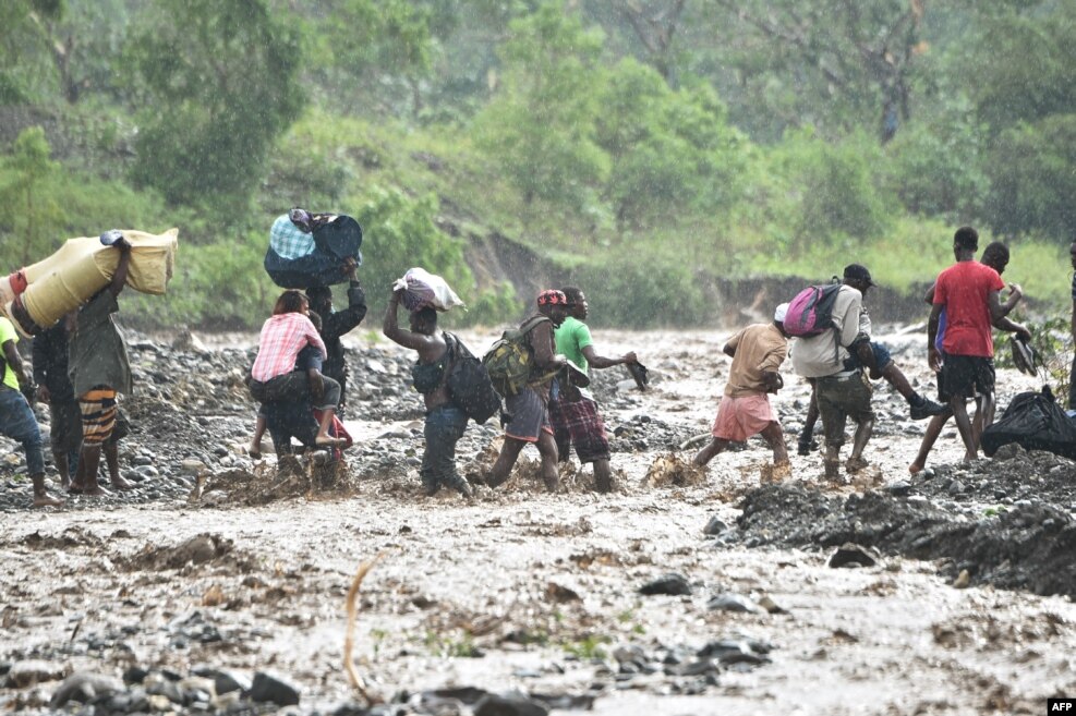 Haiti - Mateyu qasırğası daşqınlara səbəb olub  