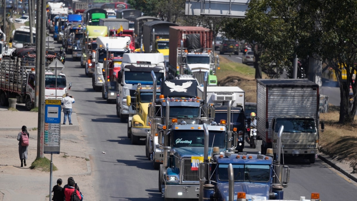 Bloqueos De V As En Colombia Abren Un Nuevo Frente Contra El Presidente