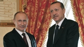 Serokwezîrê Tirkîyê Recep Tayyîp Erdogan û Serokê Rûsya’yê Vladimir Putin li Stenbolê ne