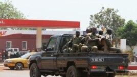 Abasirikare ba Reta ya Centrafrique Bariko Bagenzura Amabarabara yo ku Murwa Mukuru, Bangui.