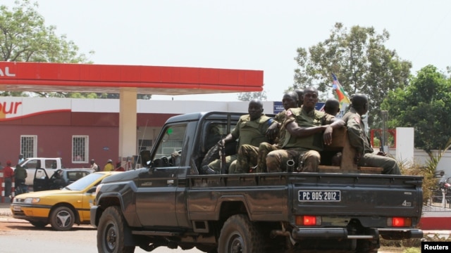 Abasirikare ba Reta ya Centrafrique Bariko Bagenzura Amabarabara yo ku Murwa Mukuru, Bangui.