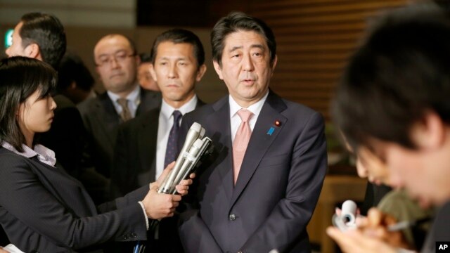 Thủ tướng Nhật Bản Shinzo Abe phát biểu trong cuộc họp báo tại Tokyo, ngày 21/1/2015.