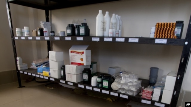 More than a third of the malaria-fighting drugs tested over the past decade in Southeast Asia and sub-Saharan Africa were either fake or bad quality, seriously undermining efforts to combat the disease, a study said, May 22, 2012. 