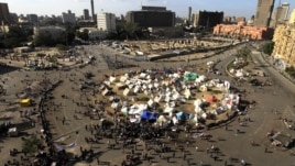 Protesters gather in Tahrir Square in Cairo, Egypt, December 11, 2012.