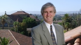 Giám đốc Chương trình Luật Quốc tế và Đối chiếu của Trường Luật Đại học Stanford (Hoa Kỳ), Giáo sư Allen Weiner