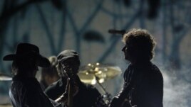 La contaminación acústica no sólo propviene de la música, sino también de la enorme cantidad de ruidos que encontramos en nuestro día a día.