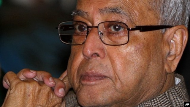 India's FM Mukherjee (file photo)