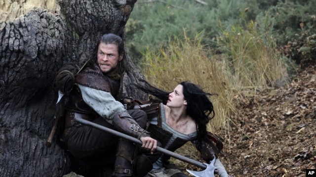 ‘Snow White and the Huntsman’ là một câu chuyện đầy u ám. 