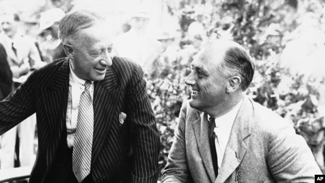 Alfred E. Smith (left), New York's former governor meets with presidential nominee and then-Governor Franklin D. Roosevelt. (Aug. 4, 1930)