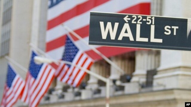 US Financial Firms' Top Executive Bonuses Up 17 Percent in 2009