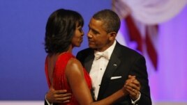 Predsednik Obama i prva dama Mišel Obama plešu na balu Vrhovnog komandanta oružanih snaga, u Vašingtonu