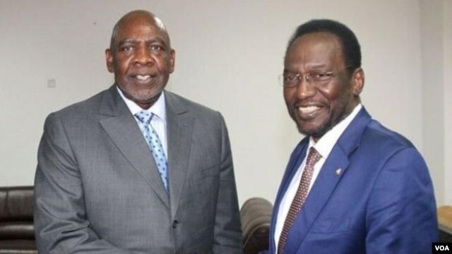 Le président malien Dioncounda Traoré et le Premier ministre Cheick Modibo Diarra, le 20 août 2012.