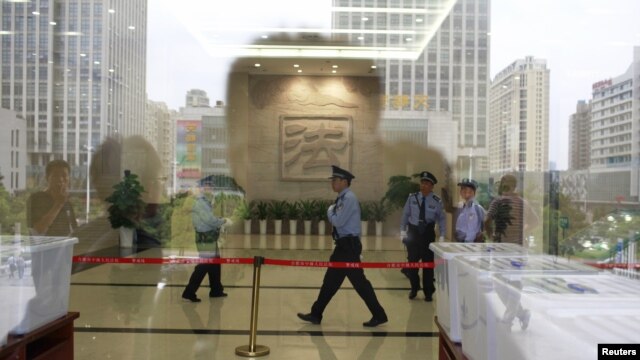 审判谷开来前的合肥中级法院。合肥检察院因查办谷开来案而“荣记一等功”  