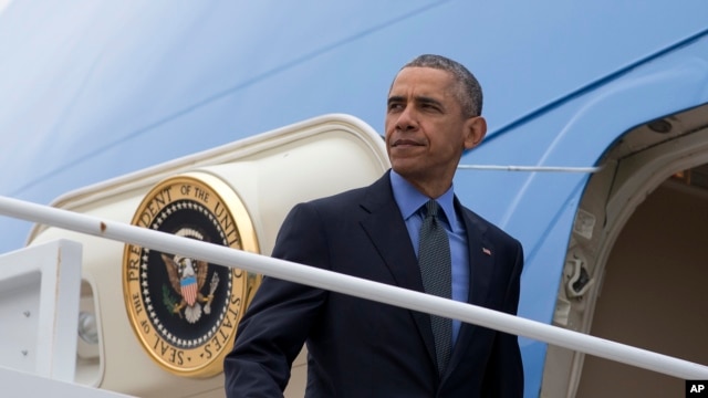 Tổng thống Barack Obama sẽ là tổng thống Mỹ thứ ba đến thăm Việt Nam thời hậu chiến.