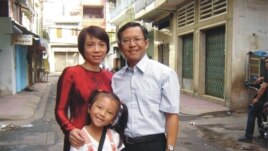 Gia đình ông Phạm Minh Hoàng