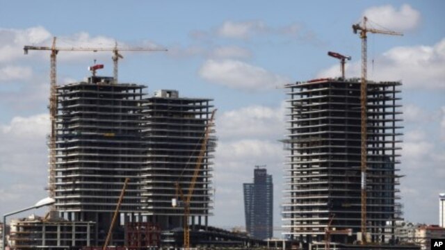 Zorlu Center, under construction - a mixed use project which will include five different functions for the first time in Turkey with the culture and art center, hotel, business center, shopping center and residences - is seen in the district of Zincirliku