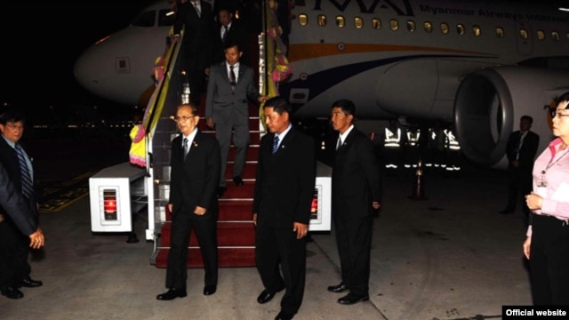 ျမန္မာသမၼတ ဦးသိန္းစိန္ ေနာ္ေ၀ႏုိင္ငံကို ေရာက္ရွိစဥ္ (ဓာတ္ပံု - သမၼတ႐ံုး၀ပ္ဆိုဒ္)