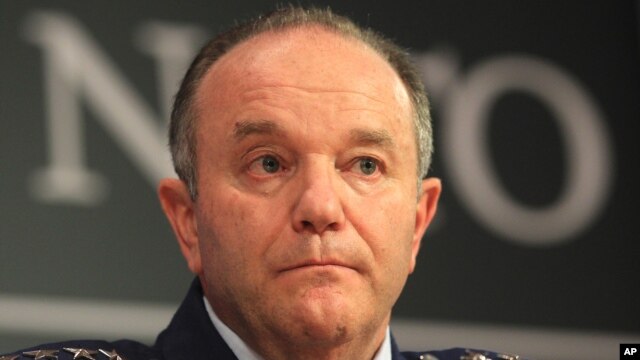 NATO's Supreme Allied Commander Europe U.S. General Philip M. Breedlove addresses the media at a news conference in Brussels, May 22, 2014.