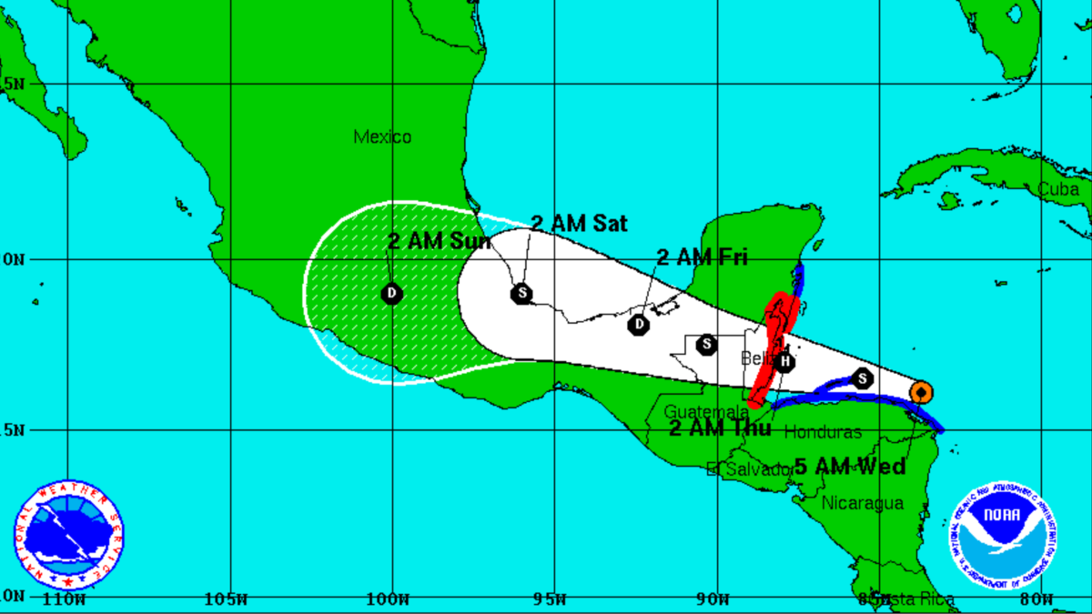 Huracán Earl avanza hacia Centroamérica y México